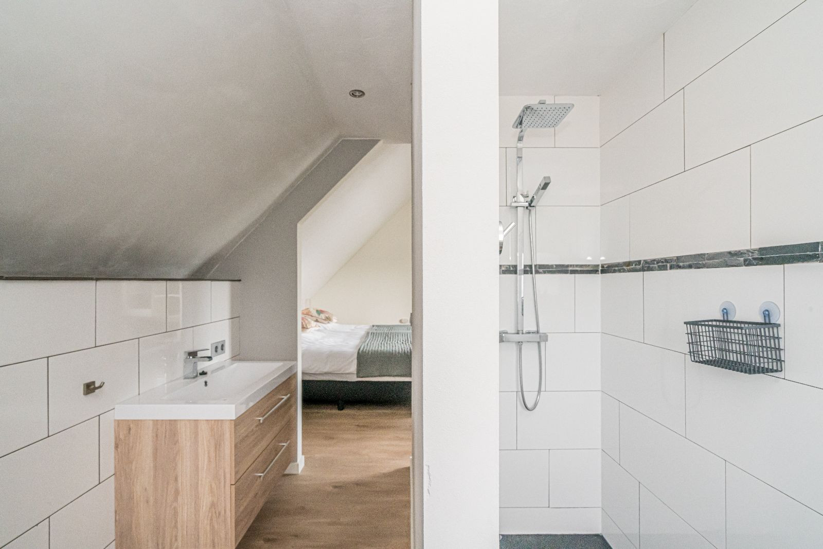 Renesse, Horizon 85 - Image 19