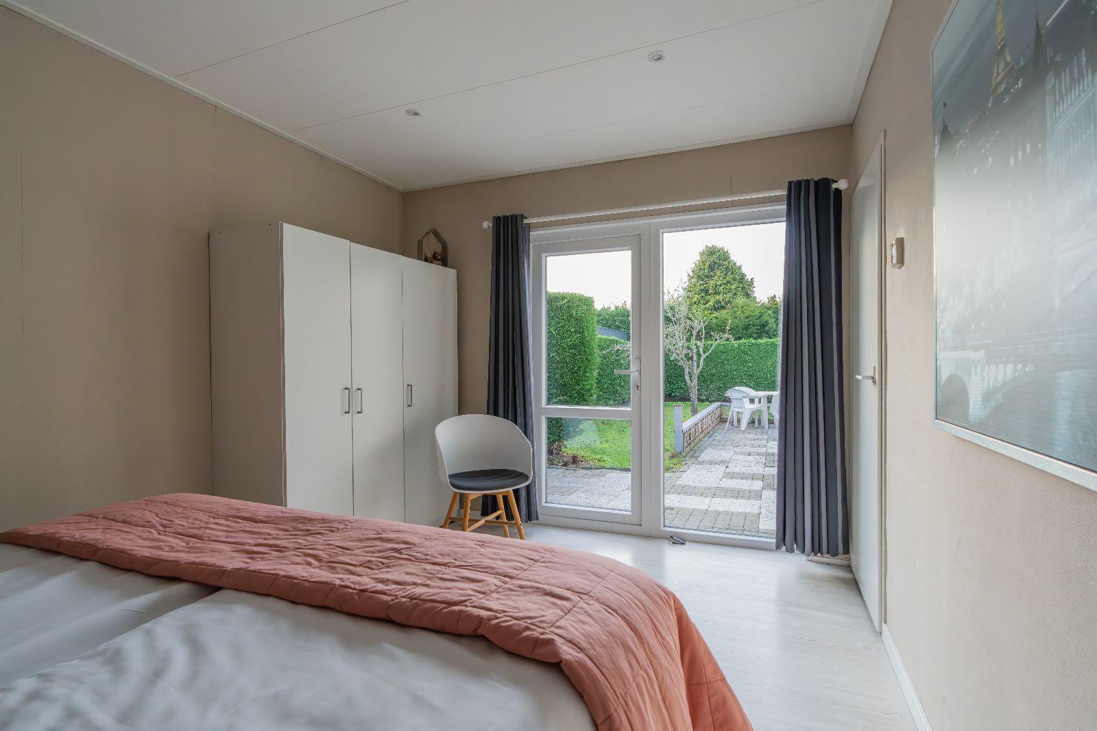 Renesse, Horizon 33 - Image 16