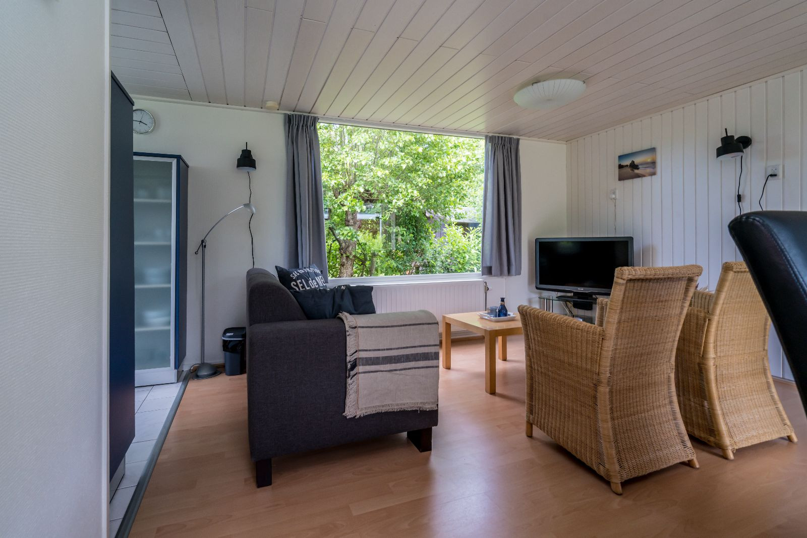 Renesse, 't Ongerepte 23 - De Mid-Century Bungalow - Image 5