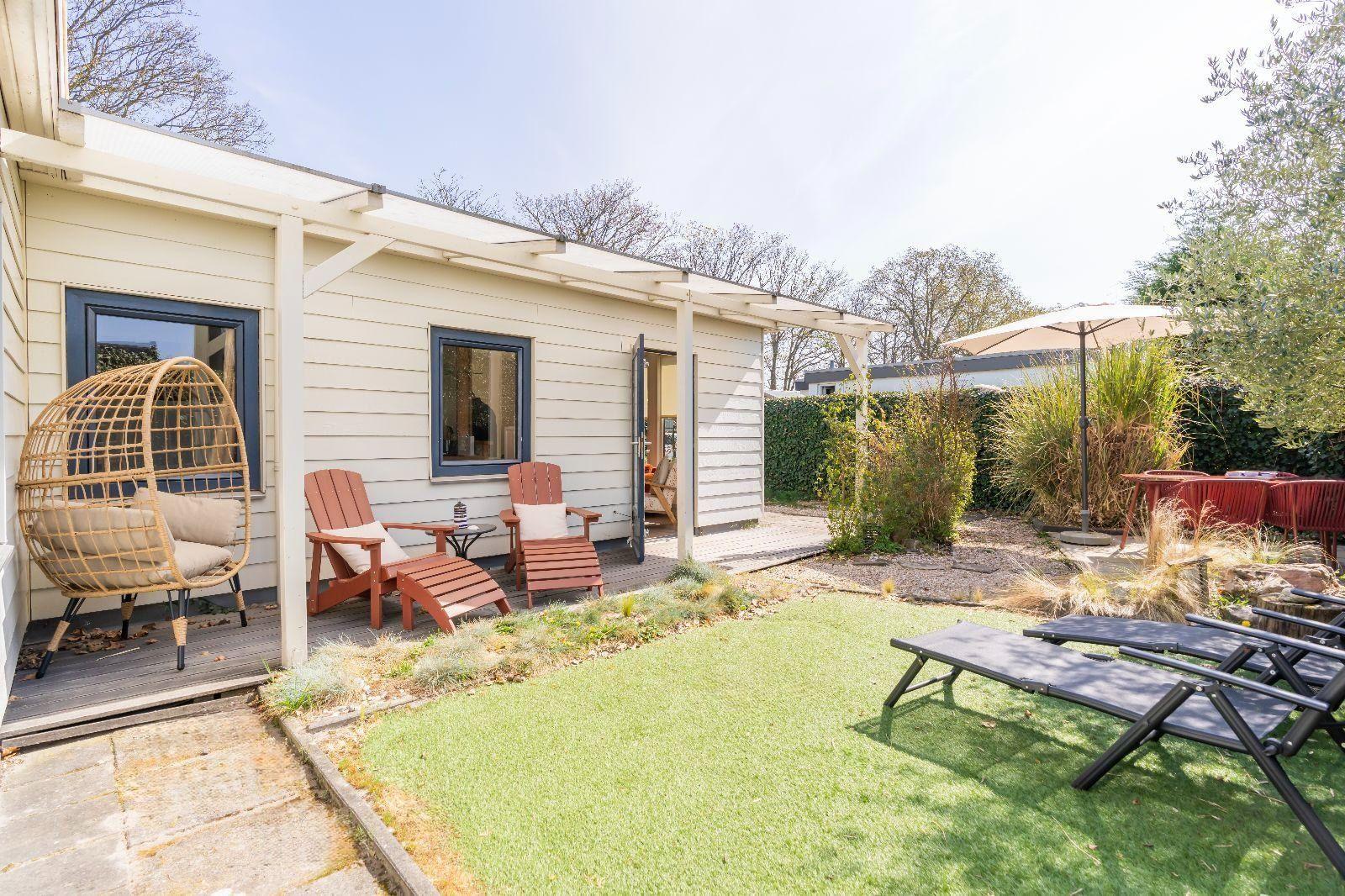 Renesse, Horizon 111 - Image 1